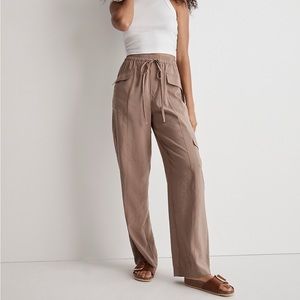 Madewell Straight Cargo Pants in Softdrape